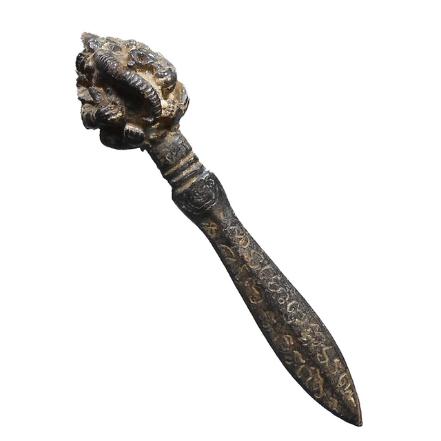 Old! Knife Khmer Talisman Antique Protect Evil Rare !!! Old! Knife Khmer Talisman Antique Protect Evil Rare !!!