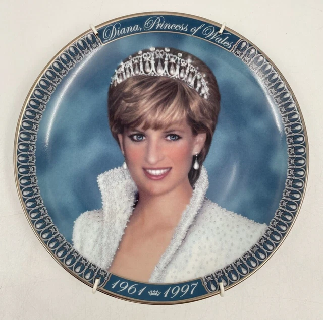 FRANKLIN MINT DIANA Princess Of Wales Collector Display Plate Blue