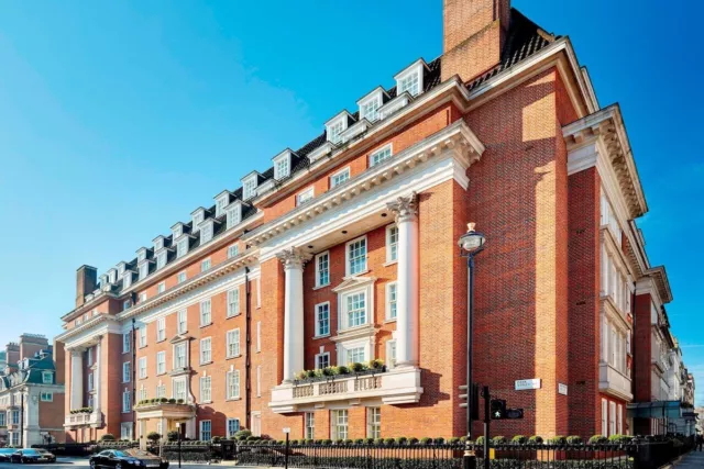 To RENT-1 bed Executive apartment Marriott's 47 Park Street, Mayfair, London