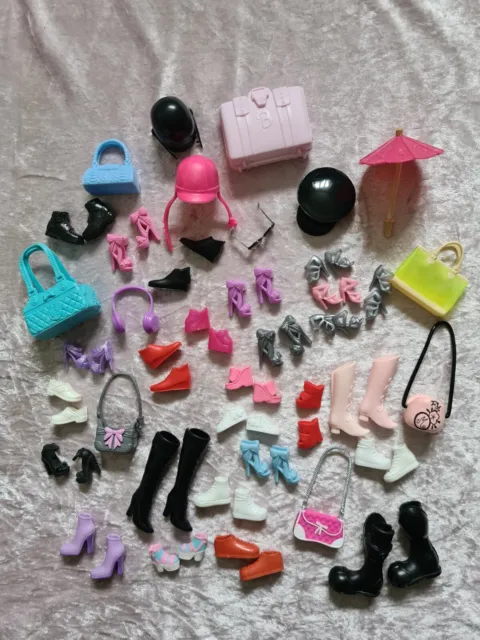 Barbie / Disney Doll Accessories. 26 Pairs Shoes, Bags, Helmets, Glasses & Case