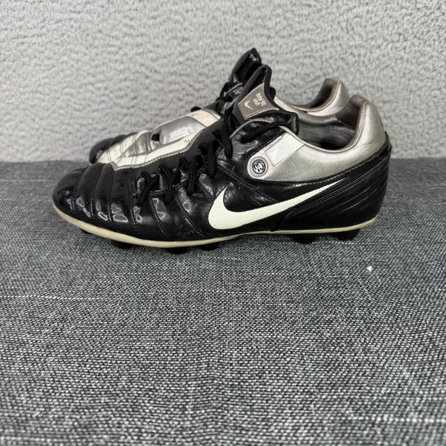 Nike Total 90 Shift Soccer Cleats Mens 8.5 Black Silver‎ 313995-011 2006 Vintage Nike Total 90 Shift Soccer Cleats Mens 8.5 Black Silver  main image 4