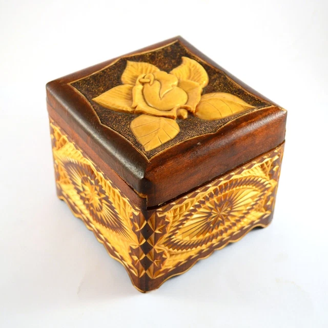 Bazaardi Grande Boîte En Bois Sculptée à La Main - Boîte à