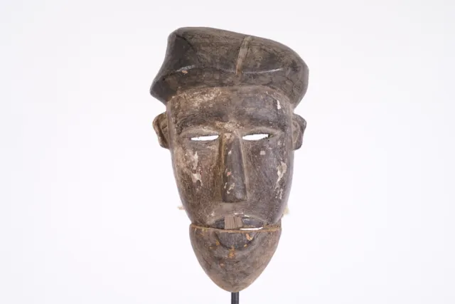 Intriguing Ibibio Mask with Articulated Jaw 9.75" - Nigeria - African Tribal Art