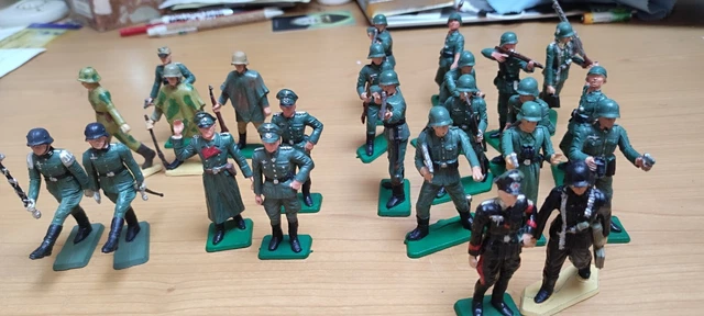 9 Soldats Miniatures Starlux 2ème Guerre Mondiale, 3 Cm, Vintage France