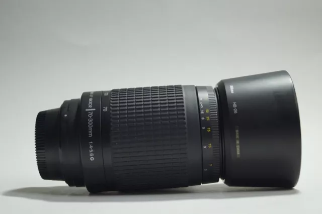 Nikon Objektiv AF NIKKOR 70-300 mm f/4-5.6G Zoom-Objektiv