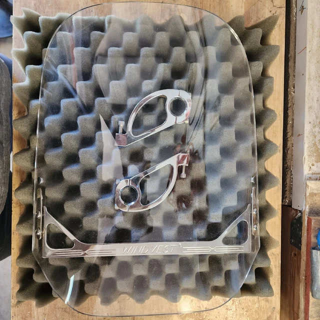 Harley Davidson WindVest Shield Windshield Softail Sportster 1 Inch Bar Clear