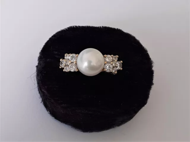 14K yellow gold Cultured Pearl & CZ ring - Size 7 - Pre-Owned