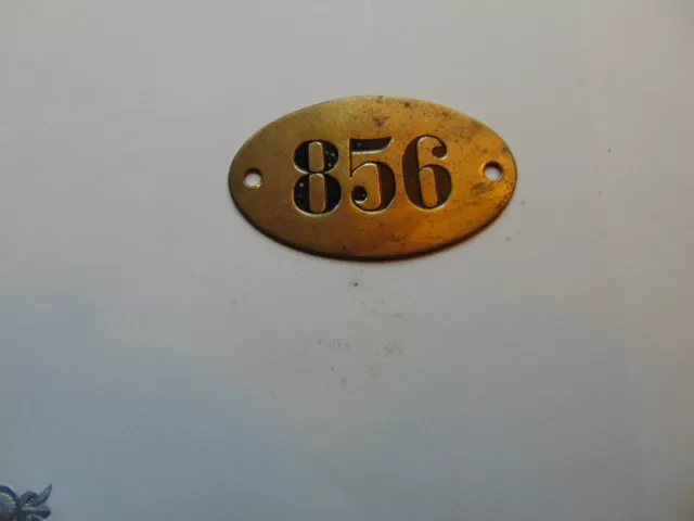 Vintage HOTEL ROOM/HOUSE NUMBER 856 Solid Stamped Brass Oval Plate 2.5"
