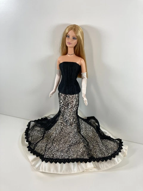 Barbie Society Girl 56203 Mattel 2002