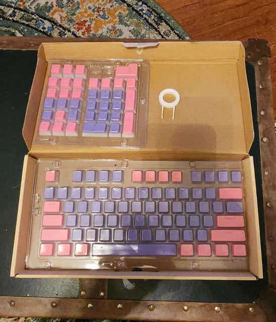 Pudding Keycaps Purple Pink for Cherry MX Gaming Keyboard with Key Puller #T2