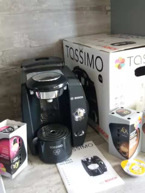 BOSCH Cafetière TASSIMO - Machine à Café 2 L - Comme NEUVE + DOSETTES OFFERTES