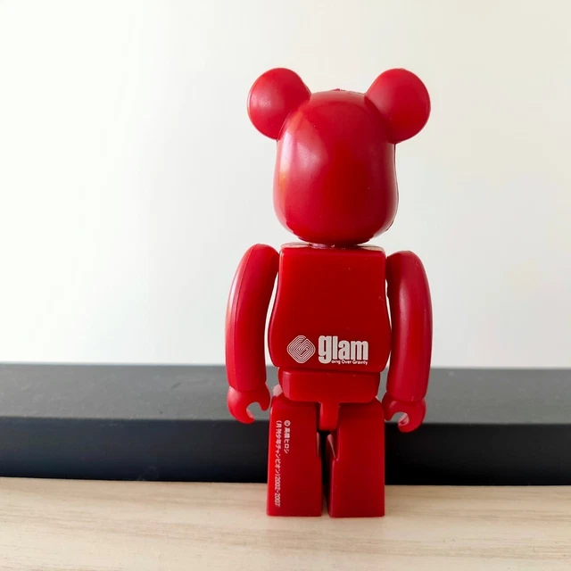 Limited Edition of 450 Units      Close ZERO Hiroshi Takahashi PAD BE@RBRICK