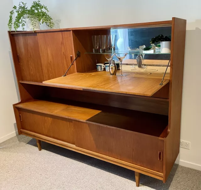 Mid Century Retro Sideboard Buffet Cabinet Credenza