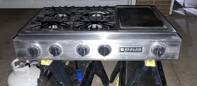 CCGP2720P Jenn Air Commercial Electric Gas Cooktop - 4 Burners + Griddle - 36 In