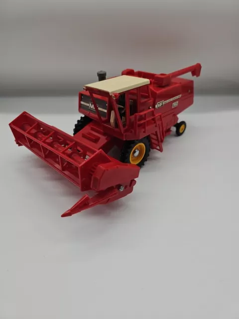 Vintage 1978 Britains Farm Toys Massey Ferguson MF 760 Kombinationserntemaschine rot