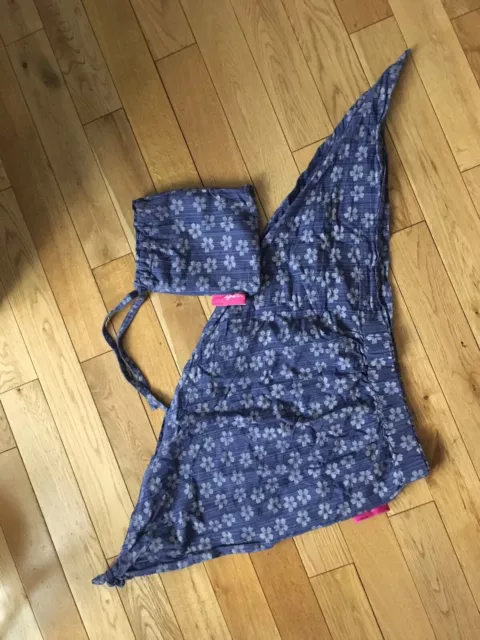 Allaitement maternel Faye & Lou, soins infirmiers, couverture papillon, design floral bleu