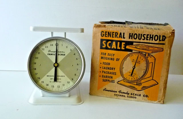 Vintage American Family Scale 25 Lbs Rustic White  Kitchen Collectible w/BOX