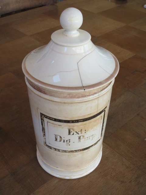 Pot en opaline blanche cerclée de laiton doré cristal de Sèvres | Ma Pot en opaline blanche cerclée de laiton doré cristal de Sèvres | Ma