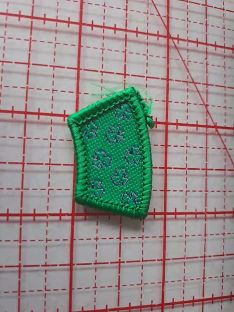 Girl Guide Semi Circle Badge - dark green