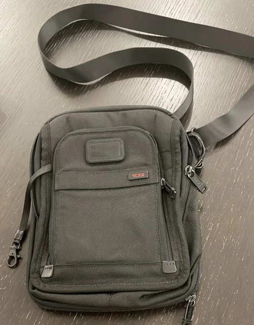 tumi crossbody bag unisex