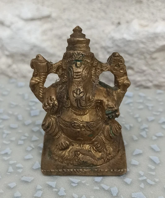 Poupée indienne antique - Canada