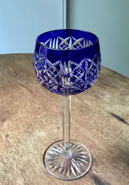 Verre à vin du Rhin riesling ( roemer) en cristal doublé taillé Saint Louis