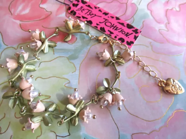 Betsey Johnson Lovely Lilly of the Valley Flowers Green Leaves Bracelet NWT