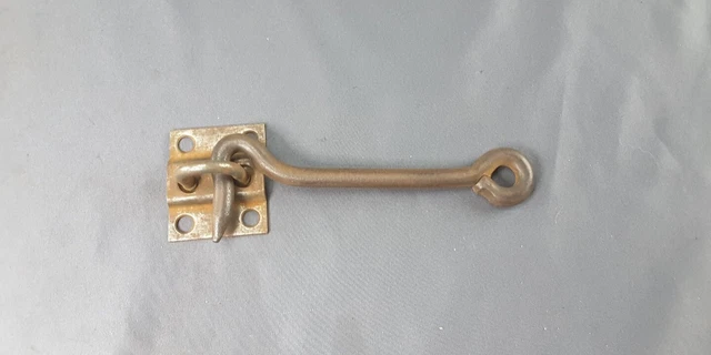 VINTAGE IRON LATCH HOOK & latch RUSTIC GATE BARN DOOR  ~ 5" long