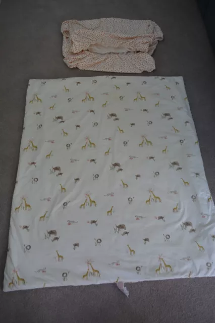 Mamas and Papas JUNGLE Unisex Cot Coverlet -2.5 Tog Quilt + Fitted Sheet