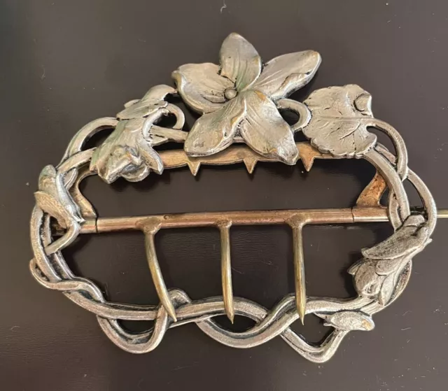 Boucle de ceinture Art Nouveau en métal argenté décor floral Jugendstil buckle 2