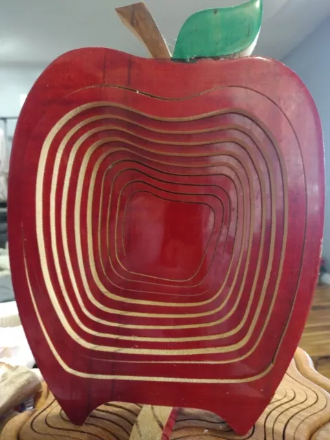 Vintage Spiral Cut Collapsible Apple Shaped Fruit Bowl Basket Oak Wooden Trivet