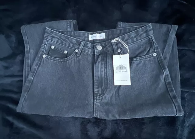 JEANS- WOMEN’s HIGH WAIST RIGID DENIM JEANS. BLACK (vintage washed Look)