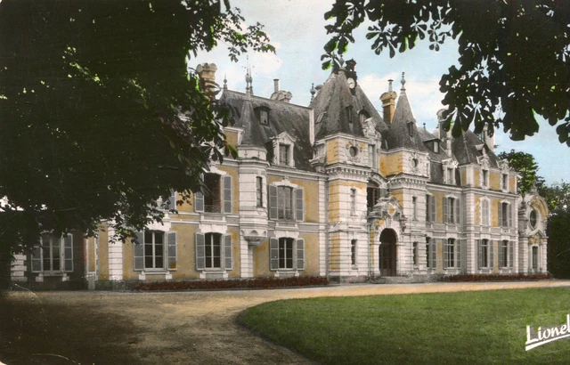 Carte Postale Ancienne – Château De La Frapinière, Cossé (Anjou), Vue Cour D'honneur