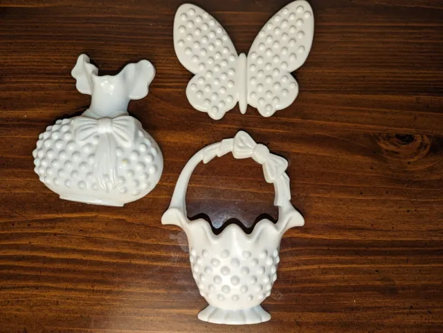 3 BURWOOD White HOBNAIL Wall Plaques  Home Interior  Butterfly, Vase, Wallpocket