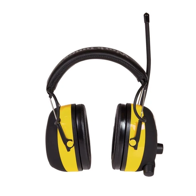 3M Ear Muff WorkTune Digital Hearing Protector W/ AM/FM Stereo Radio (Case of 4)