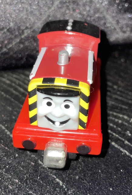 Thomas the Train Salty Tank Engine Diecast Take Play Along 2003 Friends