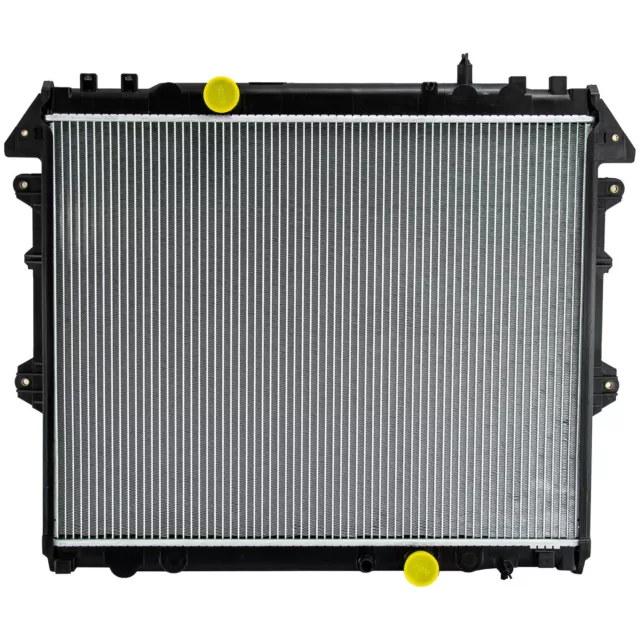 Radiator 32mm Suits TOYOTA HILUX KUN16R KUN26R 3.0L Turbo Diesel 2005-2023 MT