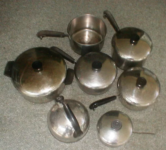 https://www.picclickimg.com/wBQAAOSwB7VkbSBx/Lot-12-pieces-REVERE-Ware-Copper-Bottom-Stainless-Steel.webp