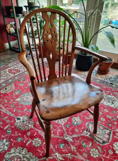 Beautiful Antique Elm and Ash Spindle Wheel Back Chair