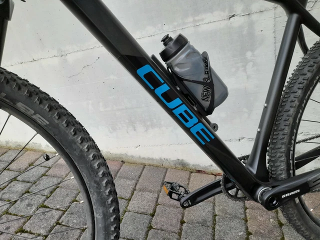 cube stereo mtb cube carbonio usata