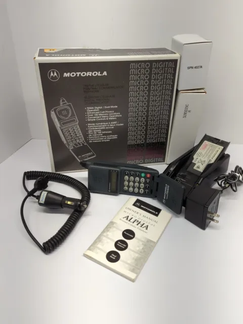 Vintage Motorola MICRO DIGITAL cell phone 1 line display 1990s prop WORKS Box