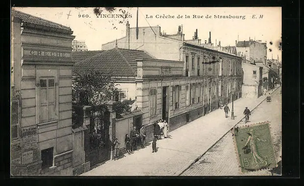 CPA Vincennes, le Crèche de la Rue de Strasbourg 1919
