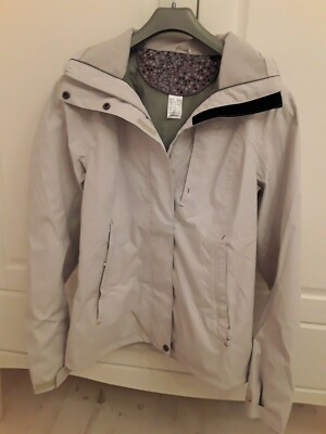 QUECHUA WATERPROOF JACKET Smart Pockets 