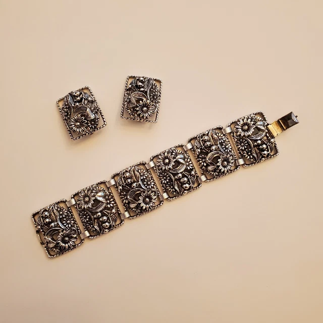 VTG Sarah Coventry Silver Tone "Antique Garden" Bracelet & Earrings