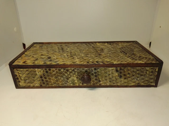 ANCIENNE BOITE A Bijoux En Bois Avec Peau De Crocodile EUR 100,00