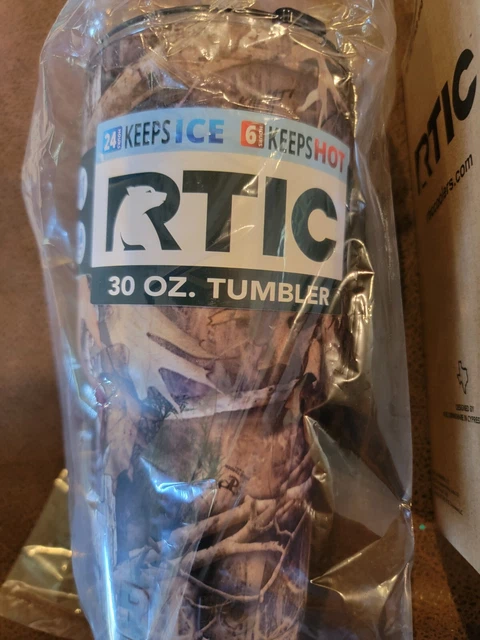 RTIC 30oz Tumbler CAMO Powder Coated