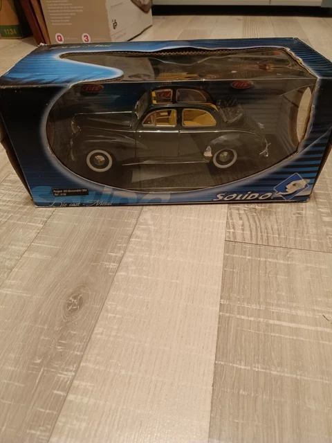SOLIDO CITROEN TRACTION AV11 BERLINE 1938 1/18 EN BOITE G6