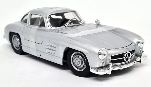 Nex 1/24 - Mercedes Benz 300SL Gullwing Silver Diecast Scale model car