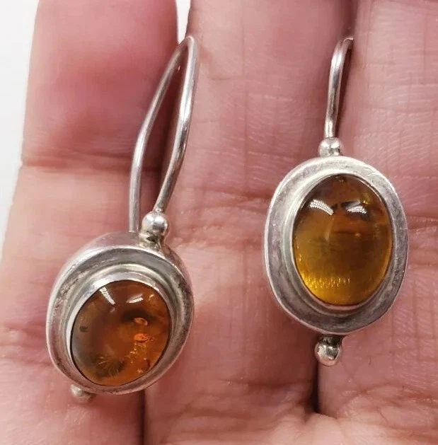 Stunning Vintage Sterling Silver Classic Bezel Set Amber Dangle Style Earrings
