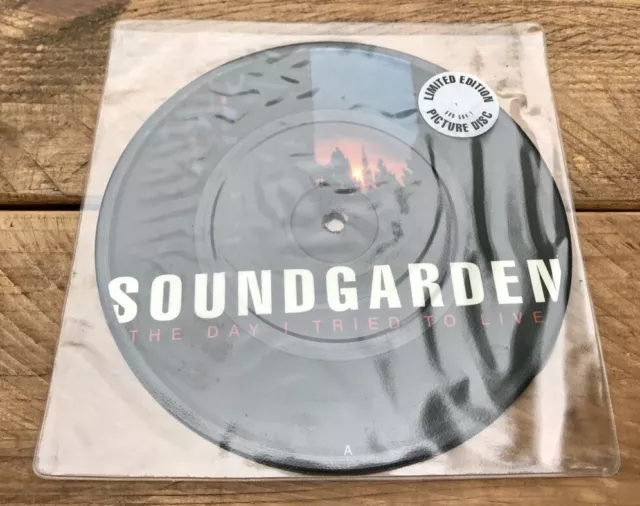 Soundgarden – The Day I tried to live 7” Ltd Ed. UK Vinyl Picture Disc Single